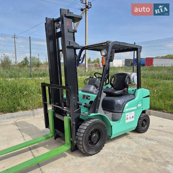 Mitsubishi FG 2006 Mitsubishi FG 2006