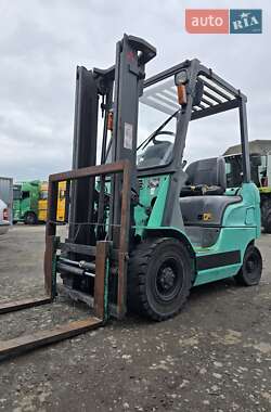 Вилочний навантажувач Mitsubishi FG 2006 в Тернополі