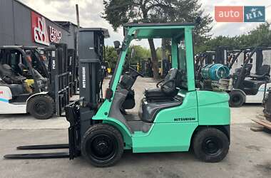 Вилочный погрузчик Mitsubishi FG 2014 в Киеве