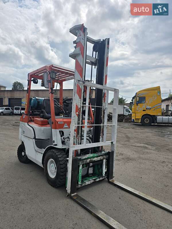 Вилочний навантажувач Mitsubishi FGE 2012 в Тернополі