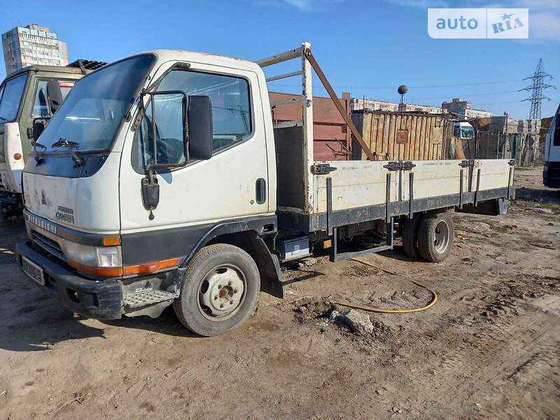 Mitsubishi Fuso Canter 2000