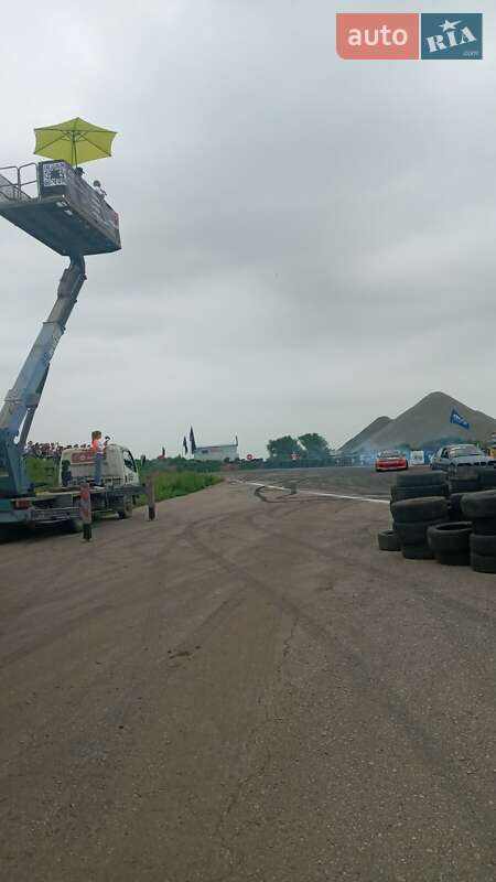 Автовышка Mitsubishi Fuso Canter 2003 в Одессе