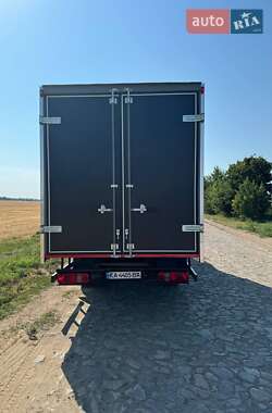 Грузовой фургон Mitsubishi Fuso Canter 2007 в 