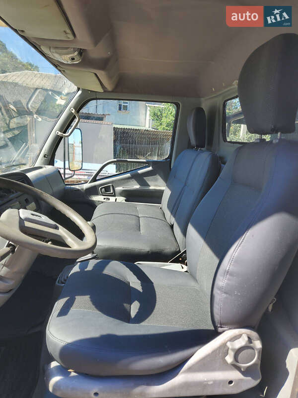 Автовишка Mitsubishi Fuso Canter 2004 в Одесі