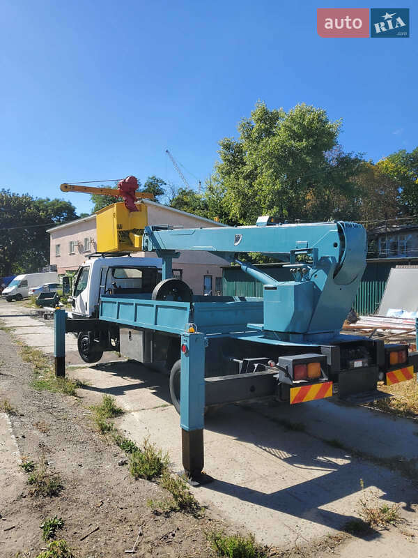 Автовишка Mitsubishi Fuso Canter 2004 в Одесі