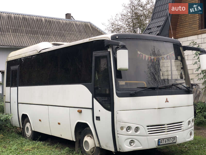 Туристический / Междугородний автобус Mitsubishi Fuso Rosa 2006 в Яремче