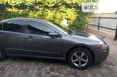 Седан Mitsubishi Galant 2005 в Киеве