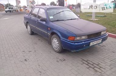 Седан Mitsubishi Galant 1990 в Ивано-Франковске