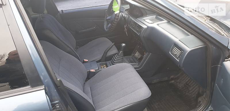 Седан Mitsubishi Galant 1991 в Дніпрі