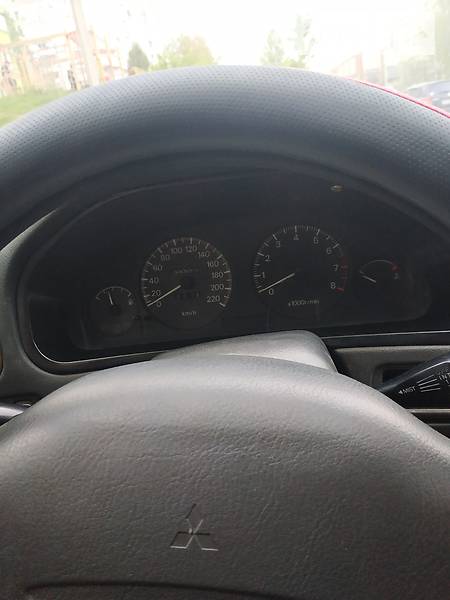 Седан Mitsubishi Galant 1995 в Львові