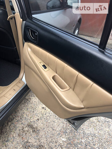 Седан Mitsubishi Galant 1997 в Чернігові
