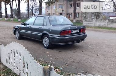 Седан Mitsubishi Galant 1992 в Снятине