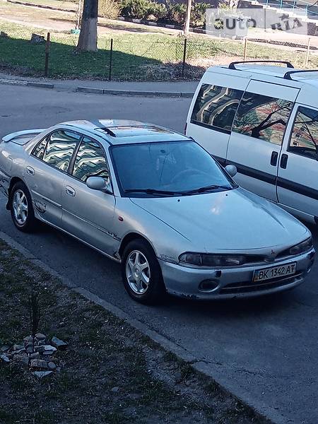 Седан Mitsubishi Galant 1994 в Калуше