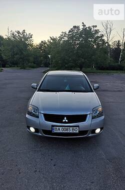 Mitsubishi Galant 2009