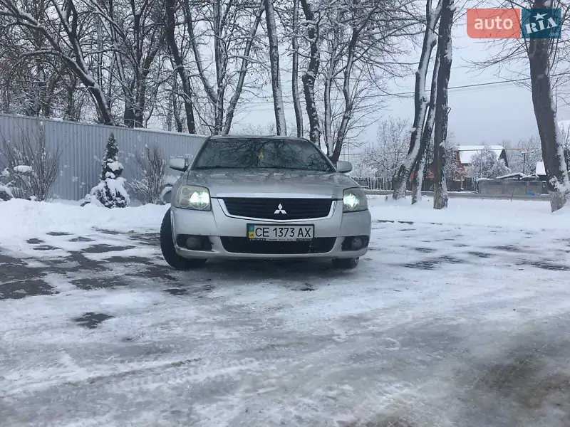 Mitsubishi Galant