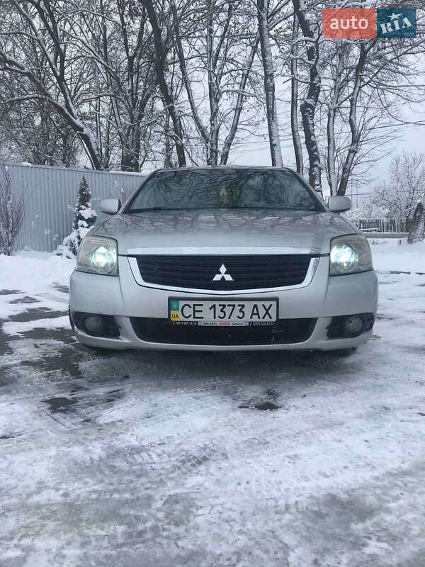 Седан Mitsubishi Galant 2008 в Чернівцях