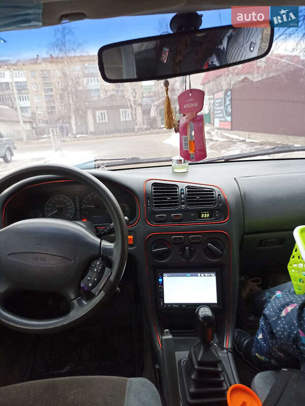 Седан Mitsubishi Galant 1996 в Первомайске