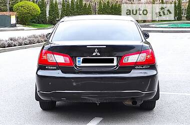 Седан Mitsubishi Galant 2009 в Киеве