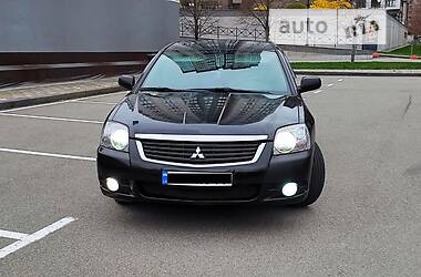 Седан Mitsubishi Galant 2009 в Киеве