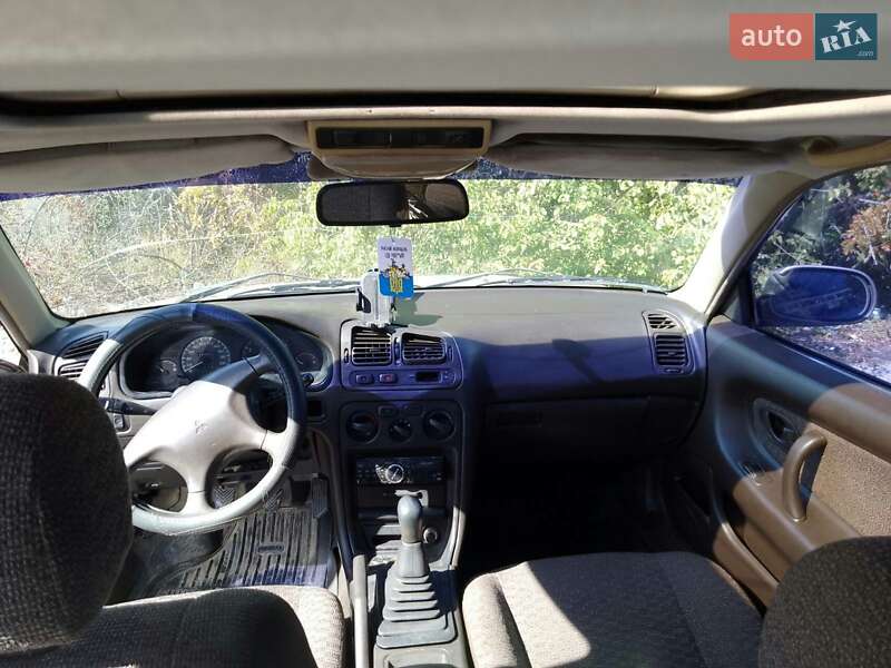 Седан Mitsubishi Galant 1993 в Теплодаре