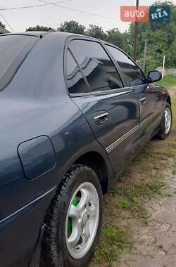 Седан Mitsubishi Galant 1994 в Чернівцях