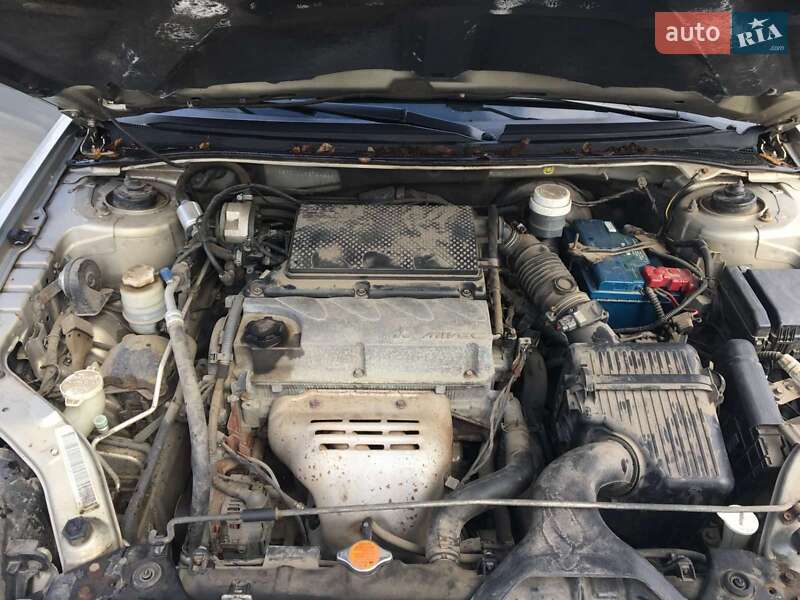 Седан Mitsubishi Galant 2008 в Полтаве