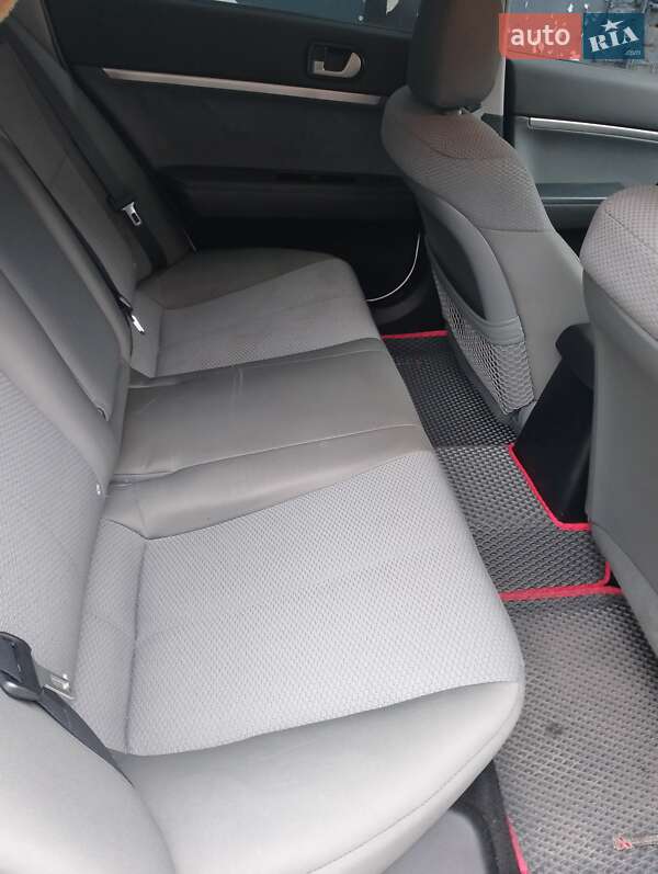 Седан Mitsubishi Galant 2010 в Киеве