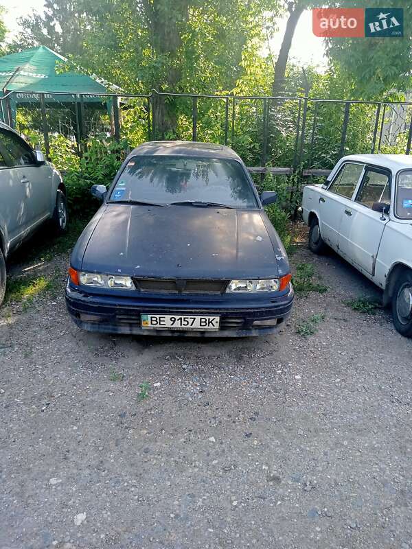 Mitsubishi Galant 1989