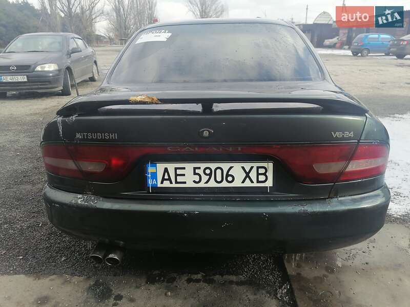 Седан Mitsubishi Galant 1994 в Першотравенске