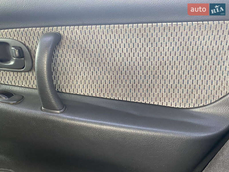 Седан Mitsubishi Galant 1995 в Одесі