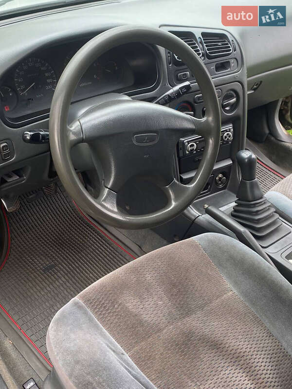 Седан Mitsubishi Galant 1995 в Одесі