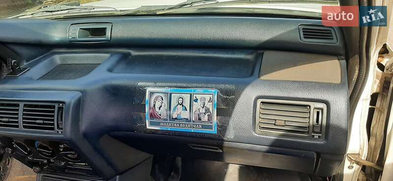 Седан Mitsubishi Galant 1988 в Шептицькому