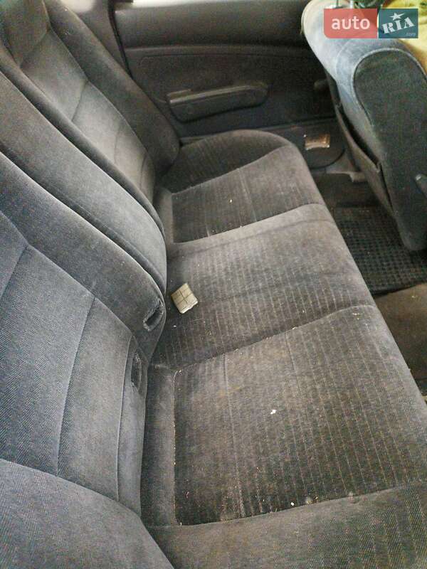 Седан Mitsubishi Galant 1992 в Запорожье