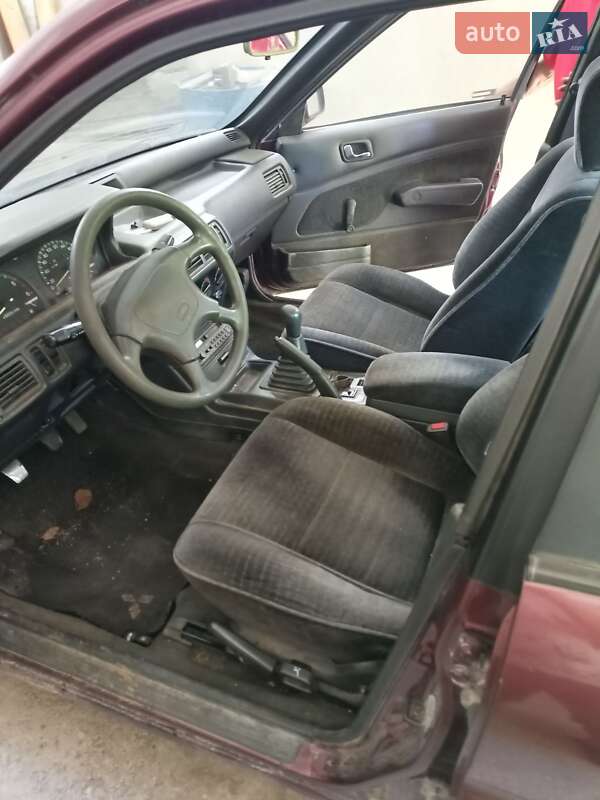 Седан Mitsubishi Galant 1992 в Запорожье