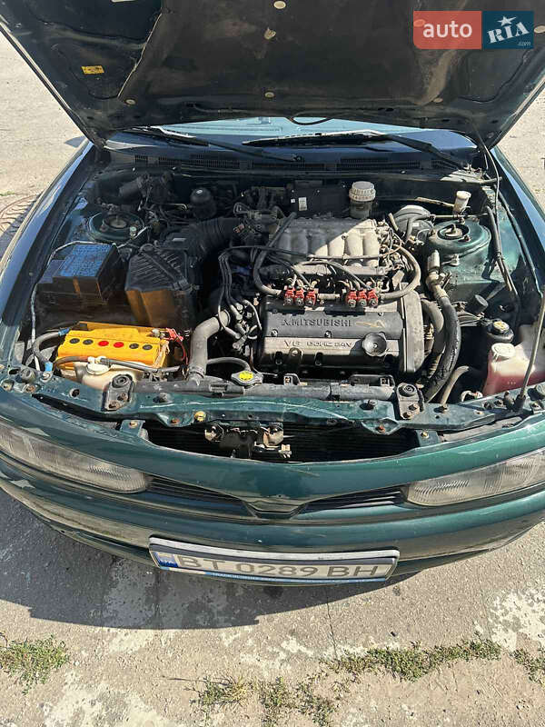 Седан Mitsubishi Galant 1996 в Херсоне