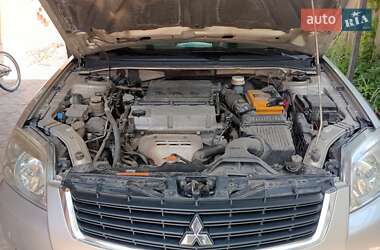 Седан Mitsubishi Galant 2008 в 