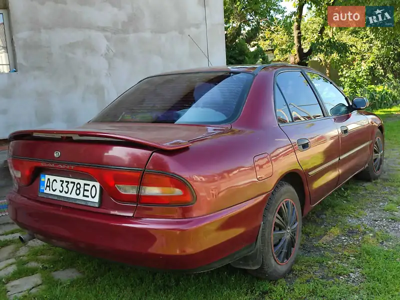 Mitsubishi Galant