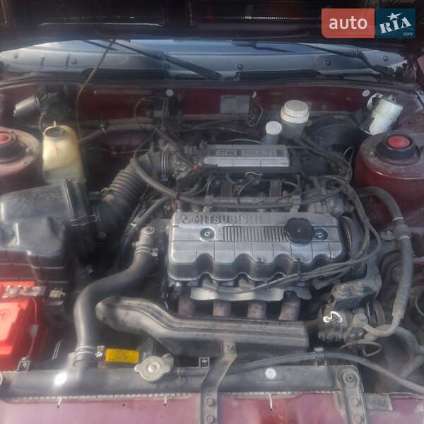 Седан Mitsubishi Galant 1992 в Кременчуге