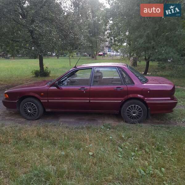 Седан Mitsubishi Galant 1992 в Кременчуге