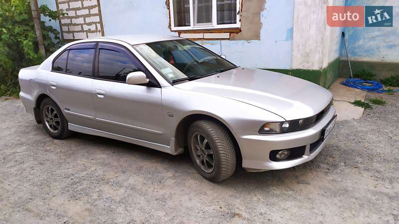 Mitsubishi Galant 2001