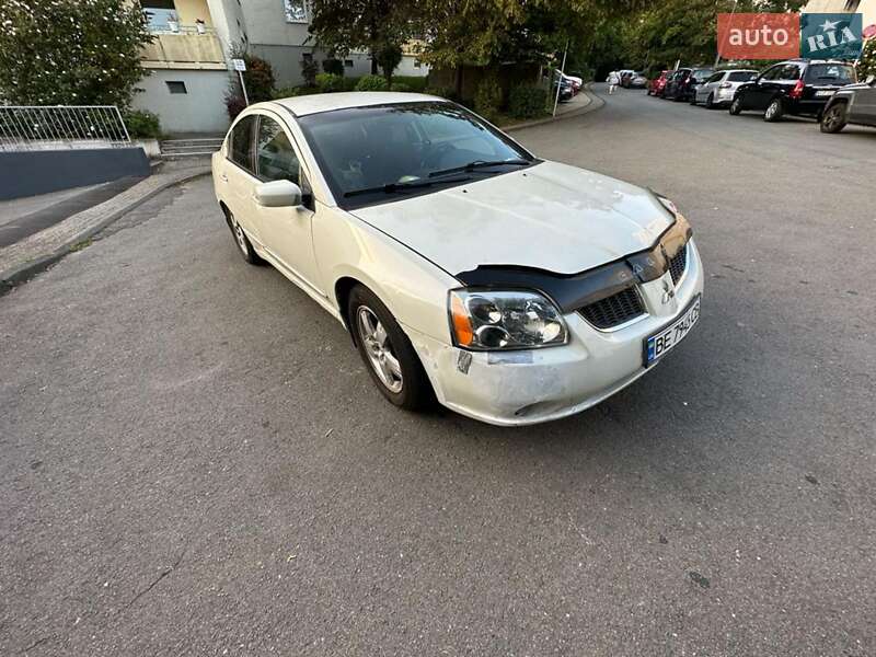 Седан Mitsubishi Galant 2004 в Миколаєві