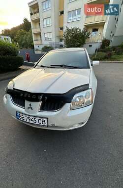 Седан Mitsubishi Galant 2004 в 
