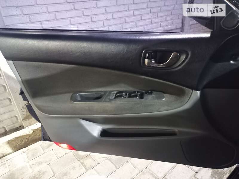 Седан Mitsubishi Galant 2001 в Одессе