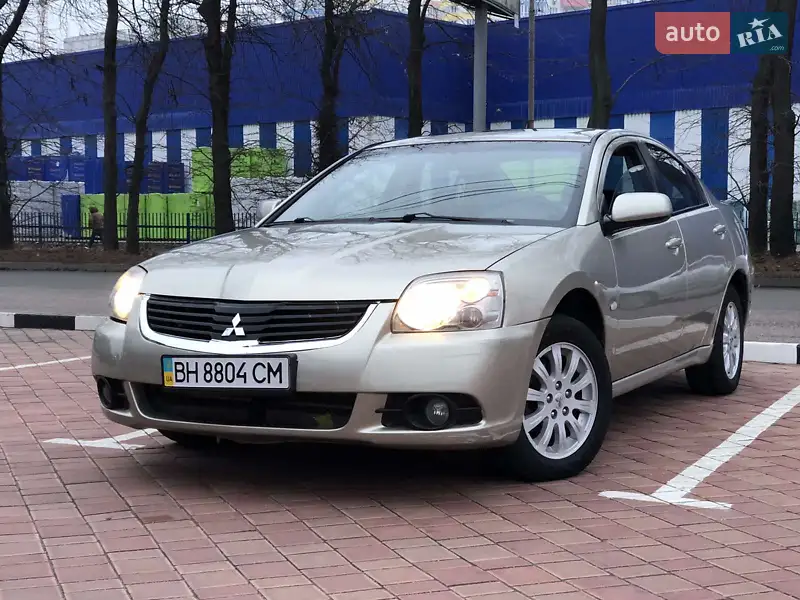 Mitsubishi Galant 2009