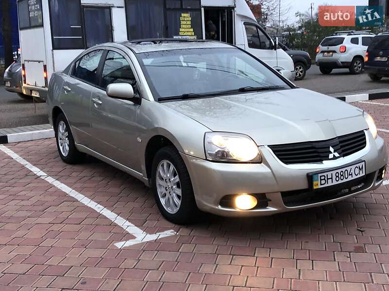 Седан Mitsubishi Galant 2009 в Одесі