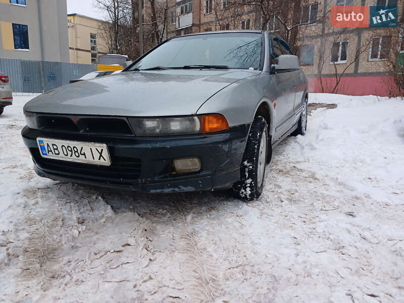 Седан Mitsubishi Galant 1997 в Виннице