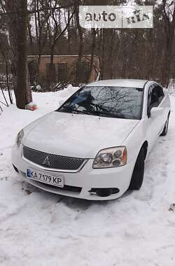 Седан Mitsubishi Galant 2011 в Киеве