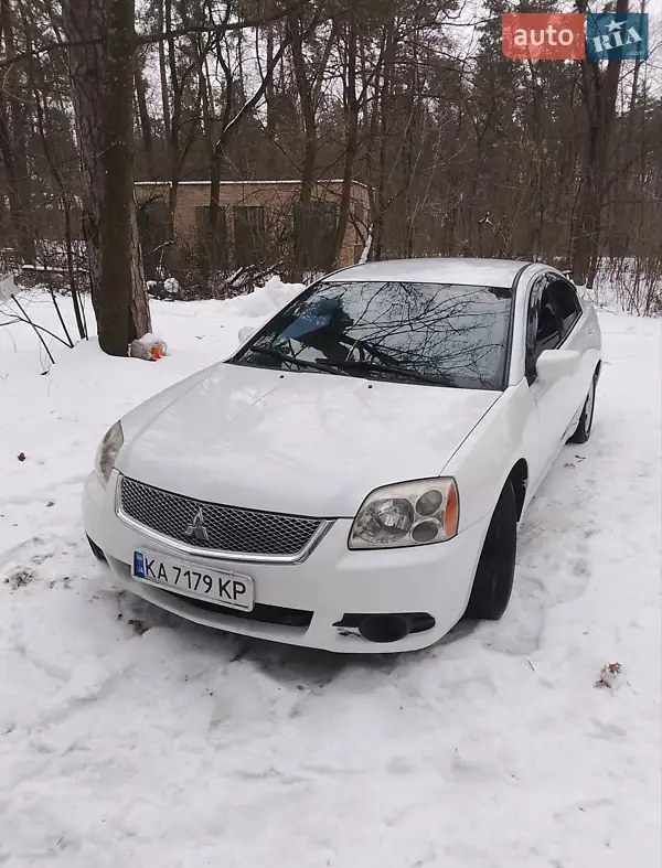 Mitsubishi Galant