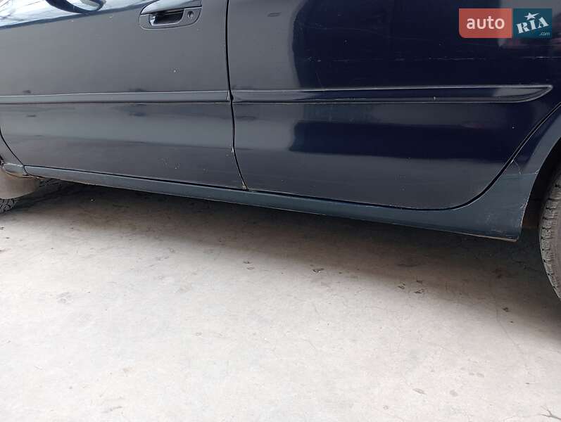 Седан Mitsubishi Galant 1995 в Одессе