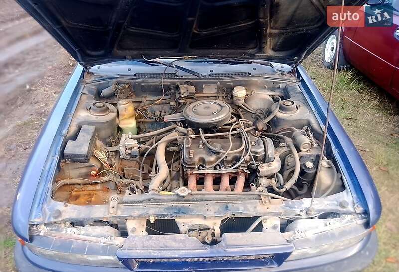 Седан Mitsubishi Galant 1988 в Овидиополе